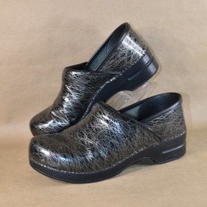 * DANSKO Professional Cabrio Women's Leather Clog